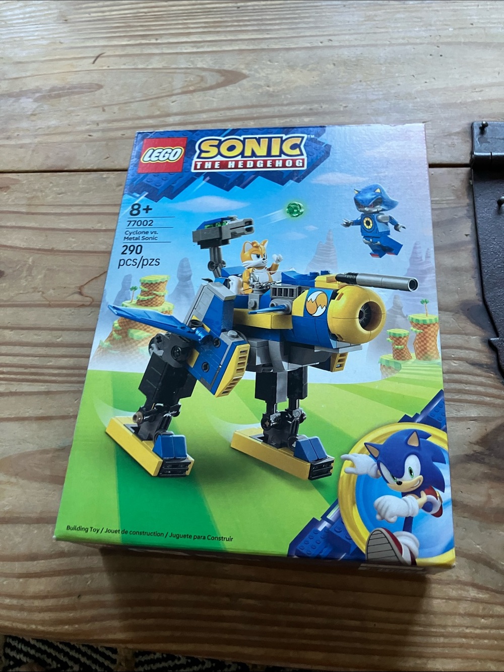 77002 LEGO Sonic The Hedgehog Blue and Yellow Cyclone Mech Building Set